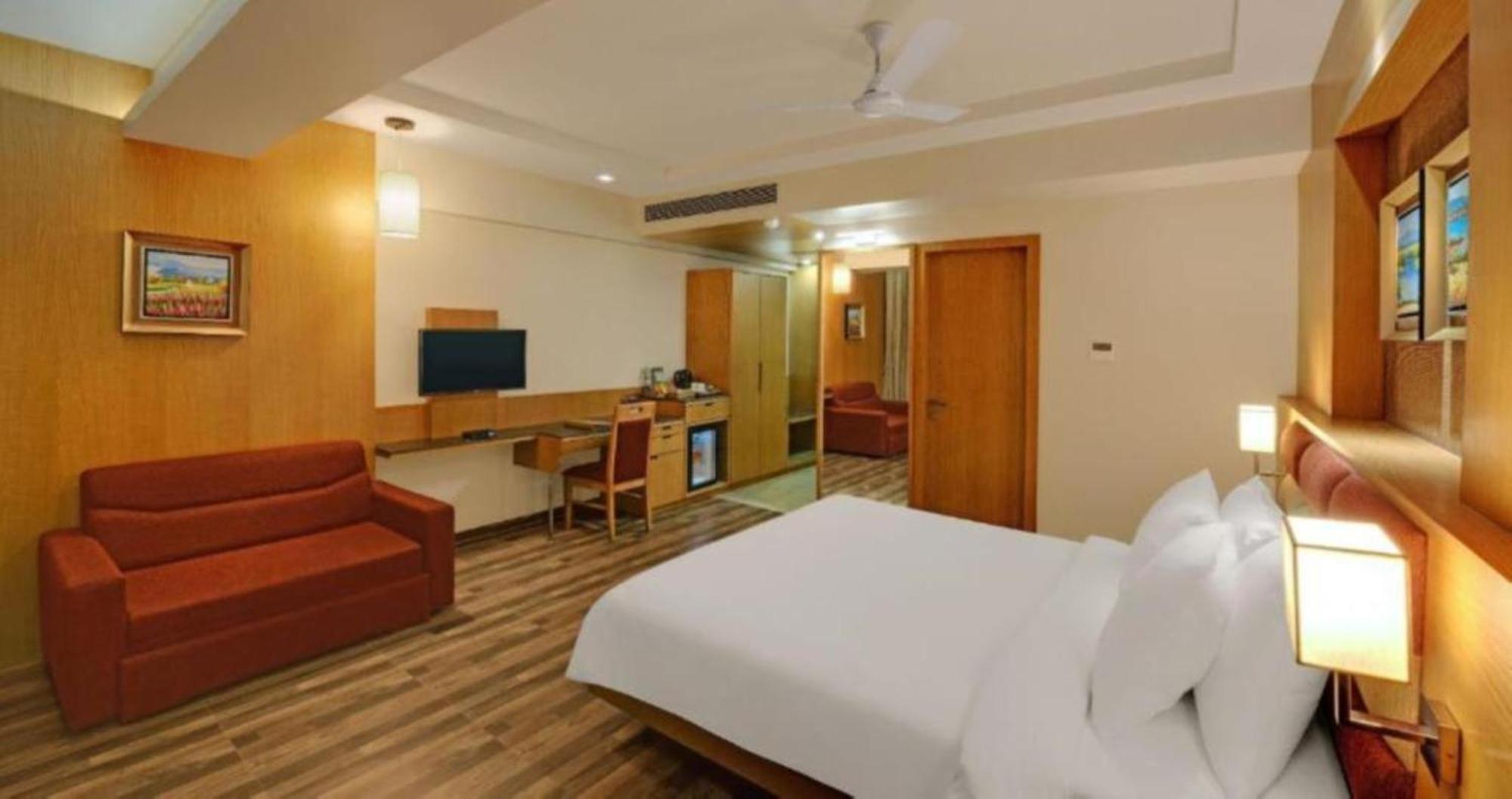 Hotel Seven Inn Near Delhi Airport New Delhi Extérieur photo