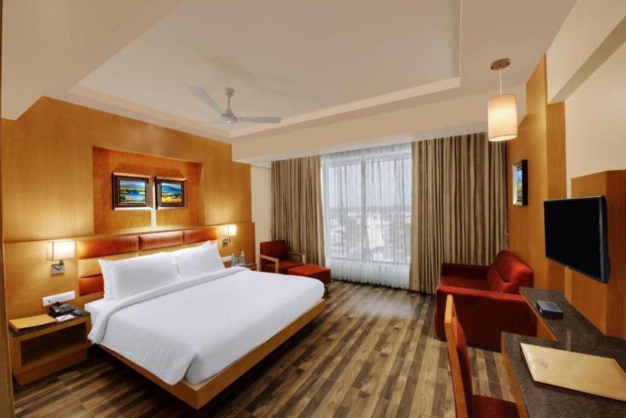 Hotel Seven Inn Near Delhi Airport New Delhi Extérieur photo
